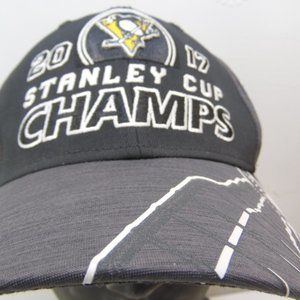Hat 2017 Stanley Cup Champs (138aht(eb) preowned clean new never worn